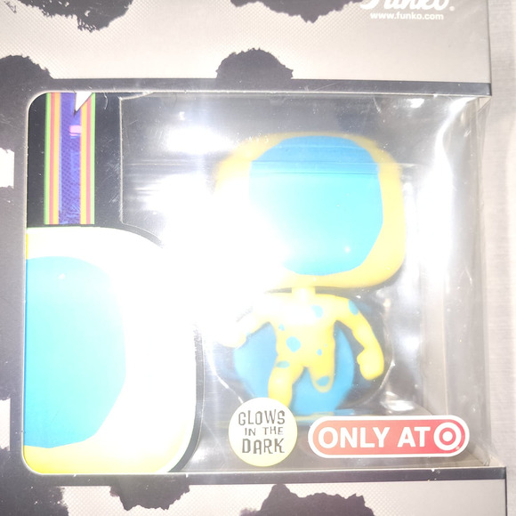the spot large shit and glow in the dark funko figure - Picture 2 of 7